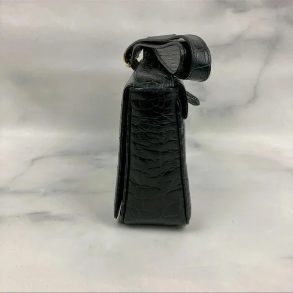 Salvatore Ferragamo Vintage Black
Crocodile Embossed Leather Bag
Gancini Italy - Picture 3 of 13